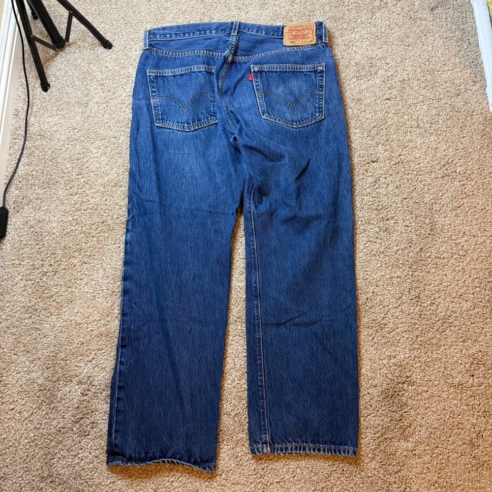 Levi's 501 Jeans Mens 36x30 Blue Vintage Original Fit Straight Leg Denim - Picture 9 of 12